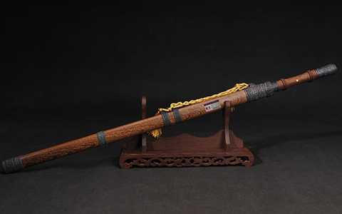 什么人家里不能放剑,刀剑乱放可能招来血光之灾,快处理掉!